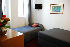 Hôtel Cosy Monceau