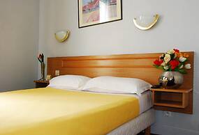 Hôtel Cosy Monceau