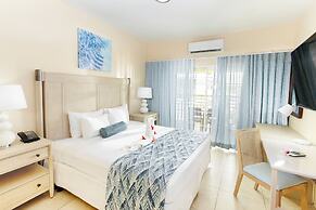 Bay Gardens Hotel