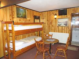 Karelia Alpine Lodge