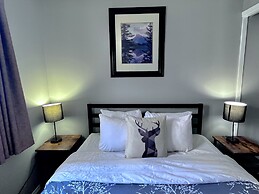 Canadian Rockies Chalets by Trilink