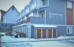 Canadian Rockies Chalets by Trilink