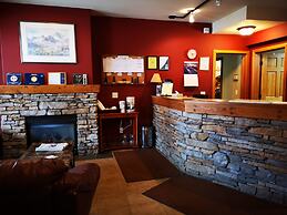 Canadian Rockies Chalets by Trilink