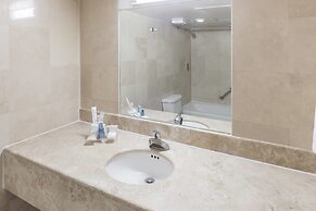 Ramada by Wyndham Hola Culiacan