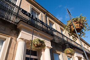Cairn Hotel