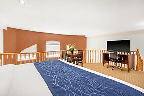 Comfort Inn & Suites Medicine Hat