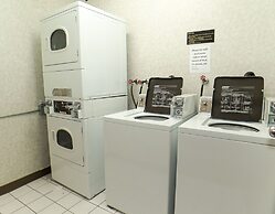 Comfort Inn & Suites Medicine Hat