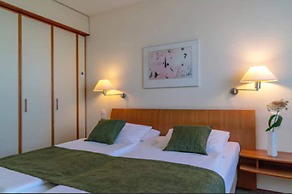 Globana Airport Hotel