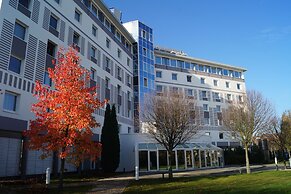 Globana Airport Hotel
