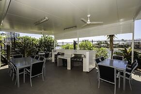 Moorings On Cavill