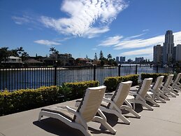 Moorings On Cavill