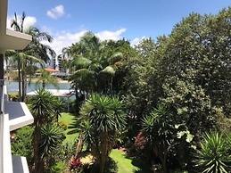 Moorings On Cavill