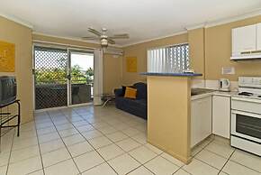Budds Beach Apartments