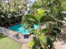 Outrigger Burleigh