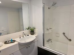 Outrigger Burleigh
