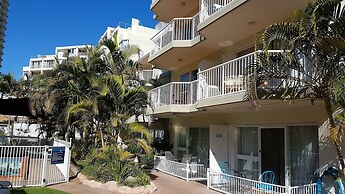 Outrigger Burleigh