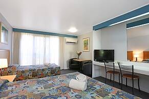 Reef Resort Motel