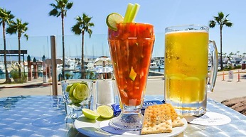 Hotel Coral And Marina