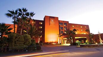 Hotel Coral And Marina