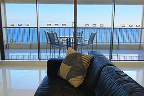 Cairns Aquarius