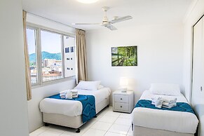 Cairns Aquarius