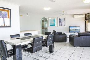 Cairns Aquarius