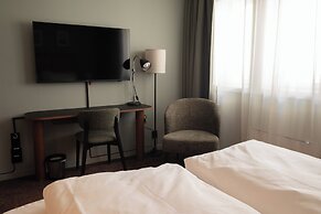 Clarion Hotel Admiral