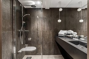 Clarion Hotel Admiral