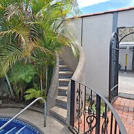 Santo Tomas Hotel
