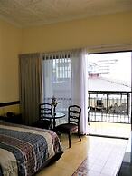 Santo Tomas Hotel