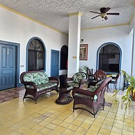 Santo Tomas Hotel