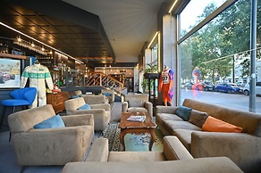 Admiral Hotel