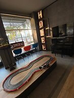 Admiral Hotel