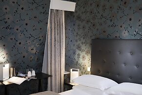 Hôtel Plaza Etoile