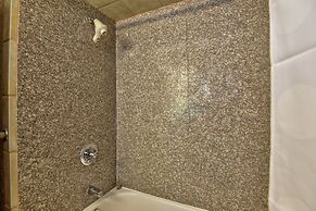 Ramada by Wyndham Oklahoma City Airport North