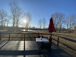 Ramada by Wyndham Whitecourt