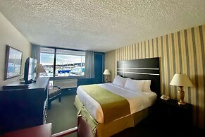 Ramada by Wyndham Whitecourt