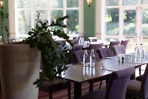 DoubleTree by Hilton Cheltenham-Cotswolds