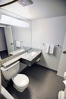 Days Inn by Wyndham Airdrie