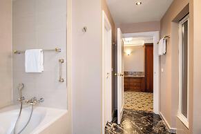 Renaissance Brussels Hotel