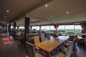 Royal Golf Hotel