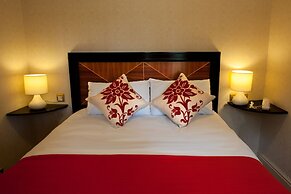 Royal Court Hotel