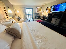 Riverhouse Lodge