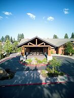 Riverhouse Lodge