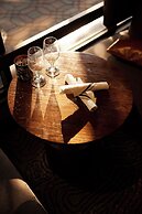 Riverhouse Lodge