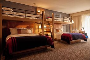 Riverhouse Lodge