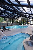 Riverhouse Lodge