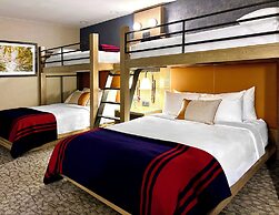 Riverhouse Lodge