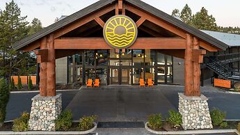 Riverhouse Lodge
