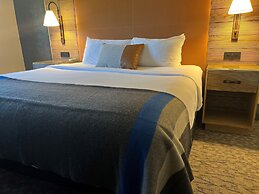 Riverhouse Lodge